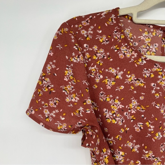 1. State Heritage Bouquet Tie Front Dress Floral - Picture 6 of 8